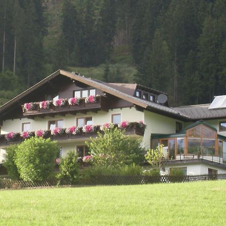 Gaestehaus Huber Fruehstueckspension Schladming Bagian luar foto