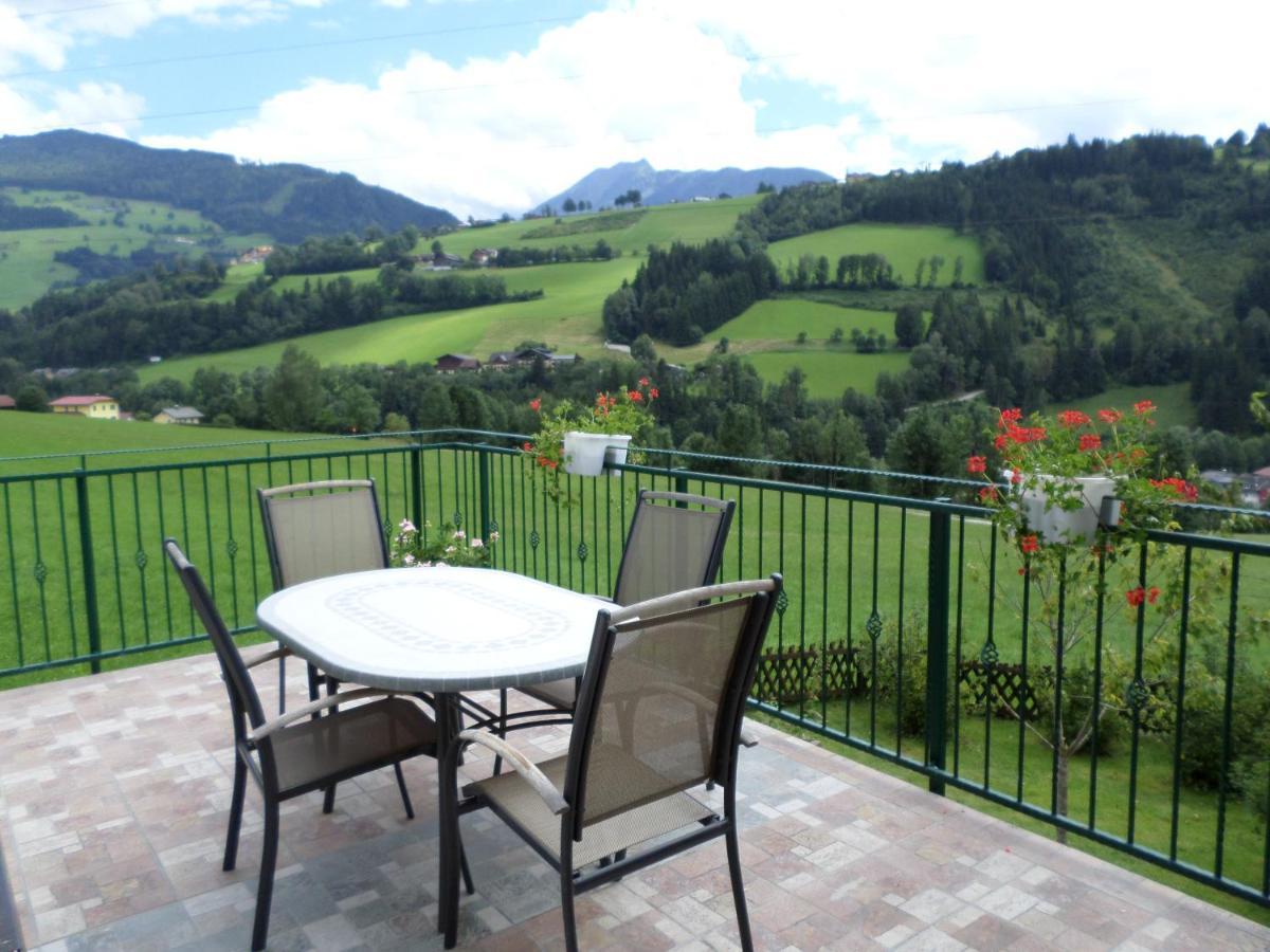 Gaestehaus Huber Fruehstueckspension Schladming Bagian luar foto