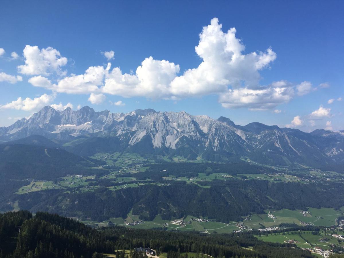 Gaestehaus Huber Fruehstueckspension Schladming Bagian luar foto