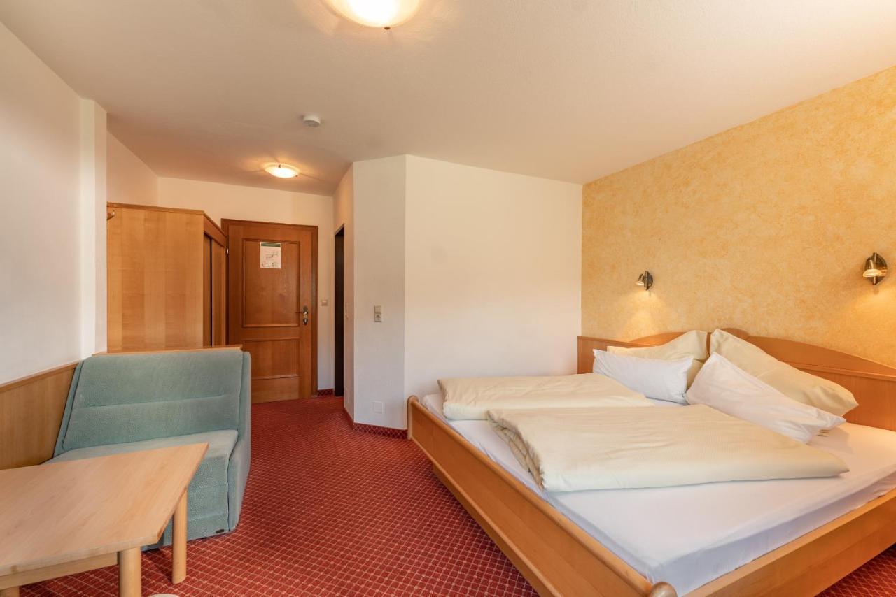 Gaestehaus Huber Fruehstueckspension Schladming Bagian luar foto