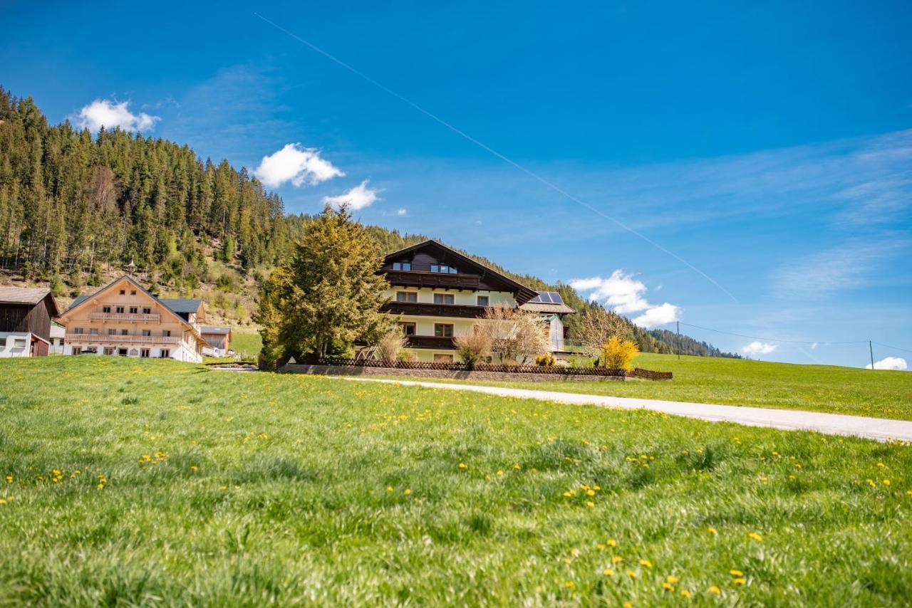 Gaestehaus Huber Fruehstueckspension Schladming Bagian luar foto