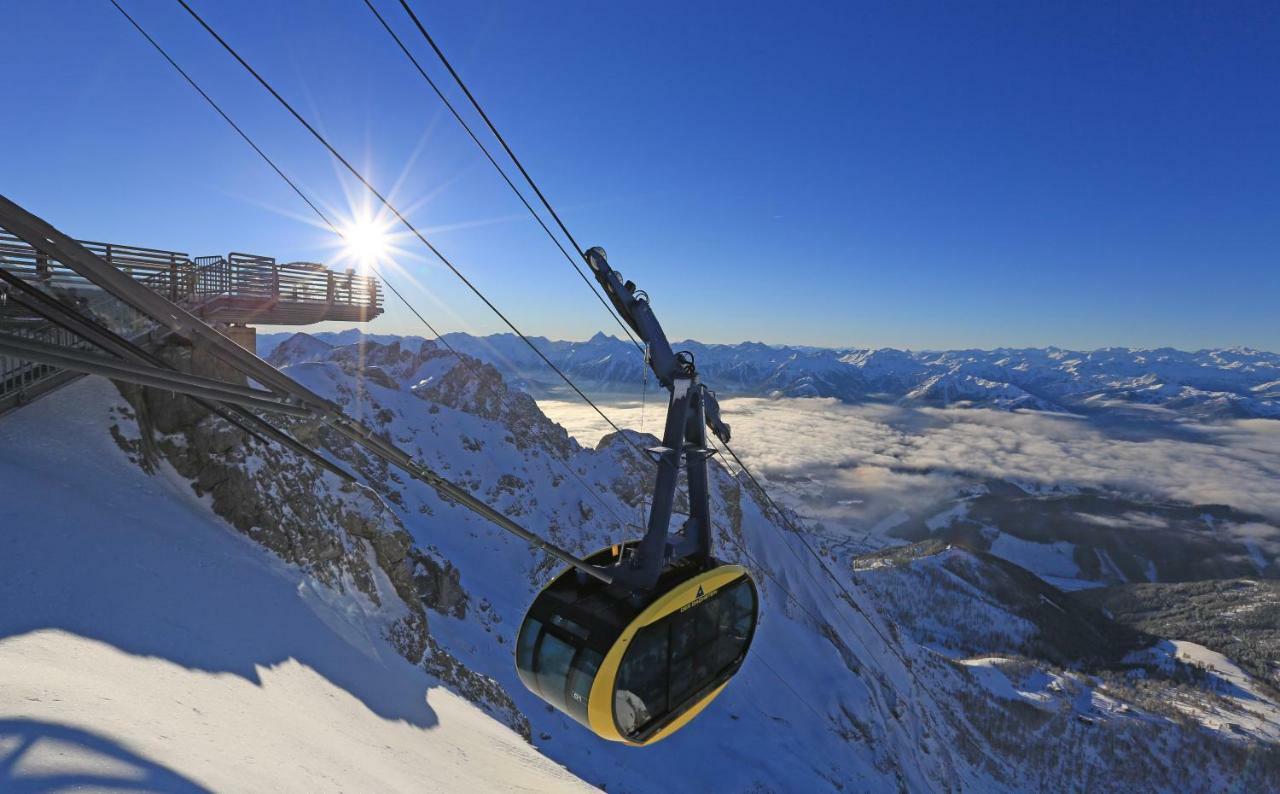 Gaestehaus Huber Fruehstueckspension Schladming Bagian luar foto